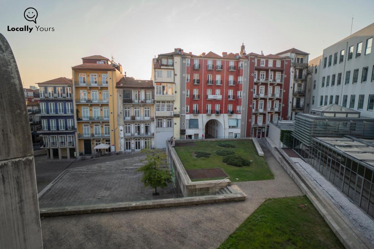 Locally Yours Sao Bento Porto